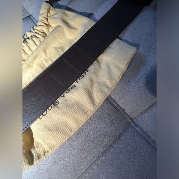 Authentic Louis Vuitton belt - Picture 6 of 7